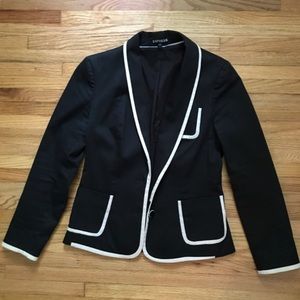 White outline blazer
